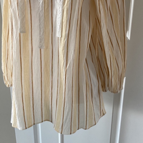 LC Lauren Conrad medium peasant blouse  lace 3/4 sleeves NWT - Picture 6 of 14